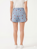 SHORT CON BORDADO DE FRUTA