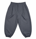 PANTALÓN DE RAYAS CON PUÑO ELÁSTICO