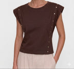 BLUSA CON DETALLE