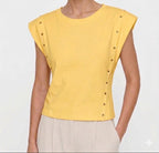 BLUSA CON DETALLE
