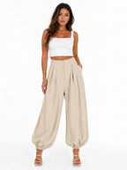PANTALÓN CON PINZAS Y PUÑO ELÁSTICO