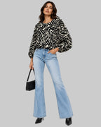 CHAQUETA TIPO CAPA ANIMAL PRINT